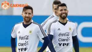 "Aguero tiết lộ Messi có ý định tham gia World Cup 2026"