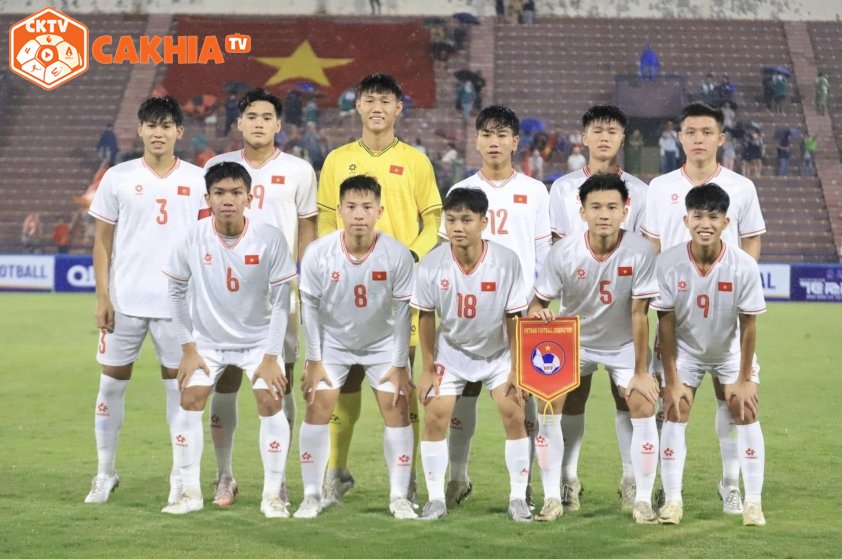 U17 Việt Nam hiện chưa có HLV trưởng và VFF đang gấp rút tìm người