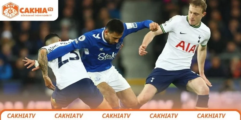 Nhận định chi tiết tình hình lực lượng 2 đội Tottenham Hotspur vs Everton